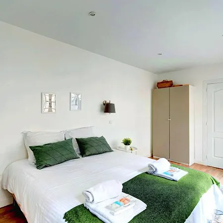 Bluestay 302 - Superb In